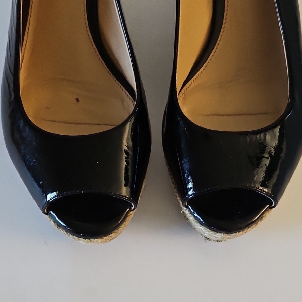 Antonio Melani Black and Cream Wedge Shoes (Size 7) - Picture 6 of 8